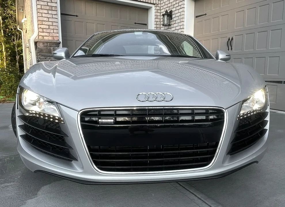 2010 Audi 42 R8 - Image 3 of 6