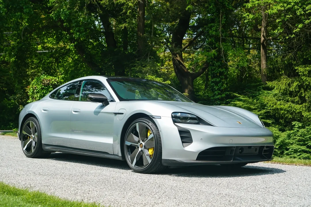 2020 Porsche Taycan Turbo S - Image 4 of 6