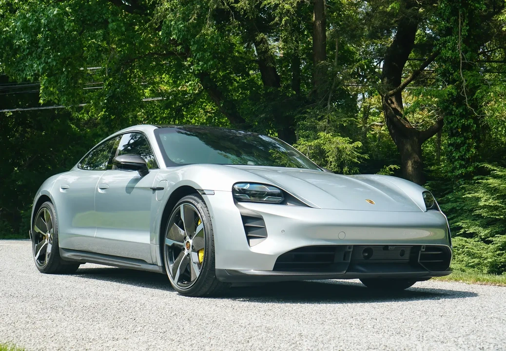 2020 Porsche Taycan Turbo S - Image 5 of 6