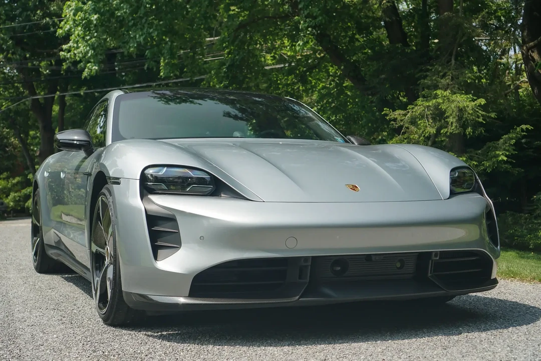 2020 Porsche Taycan Turbo S - Image 6 of 6