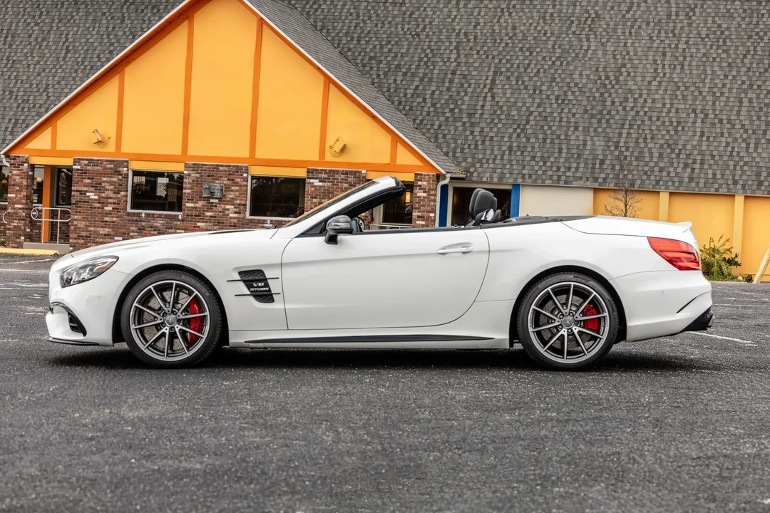 2017 Mercedes-Benz R231 SL 63 & SL 65 AMG - Image 3 of 6