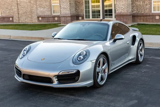 2016 Porsche 911 Turbo Coupe