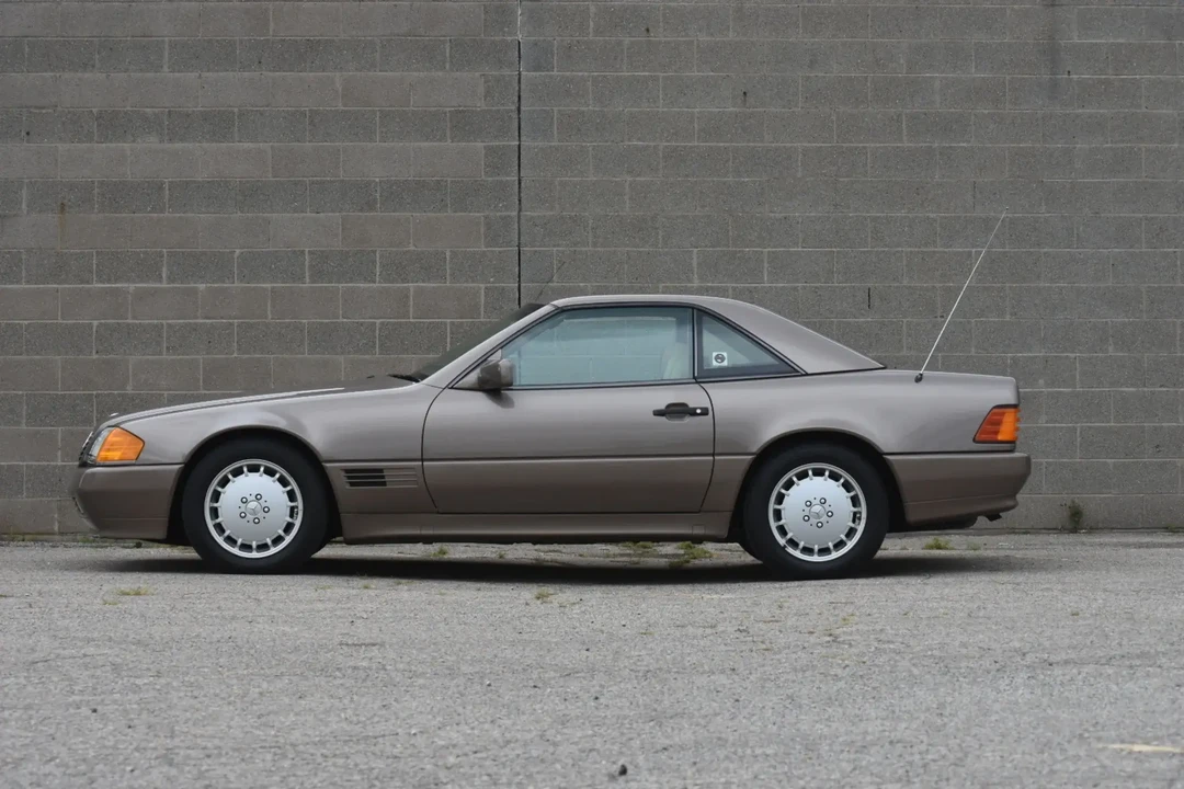 1991 Mercedes-Benz R129 SL-Class - Image 2 of 6