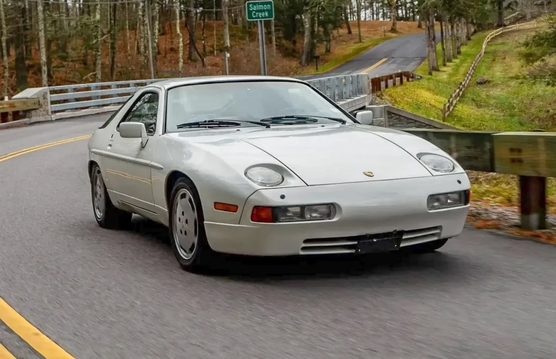 1987 Porsche 928 S4 - Image 6 of 6