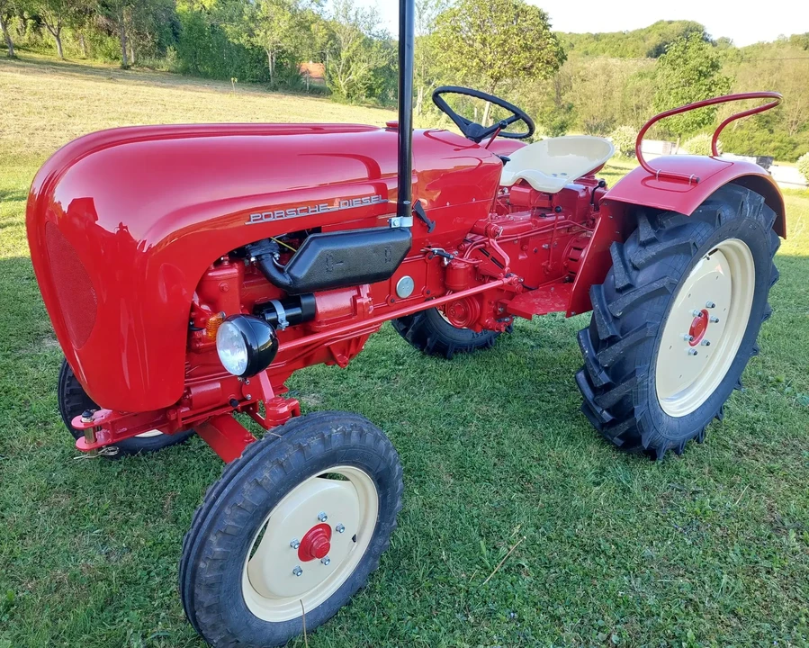 1961 Porsche Tractors - Image 2 of 6