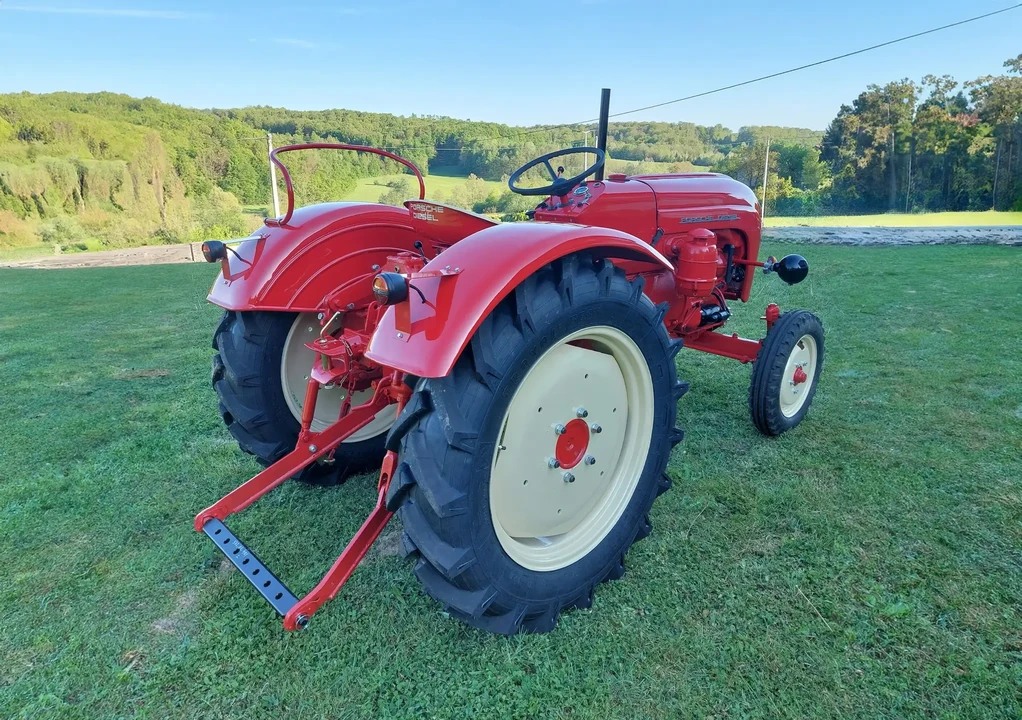1961 Porsche Tractors - Image 5 of 6
