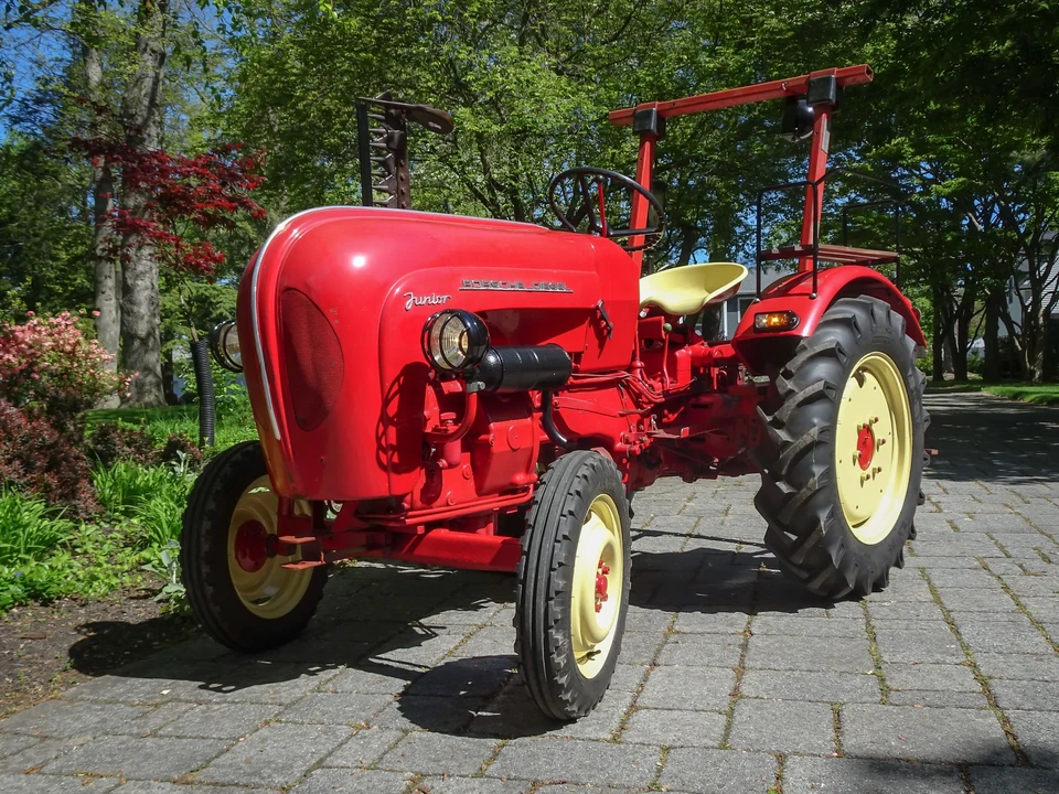 1962 Porsche Tractors - Image 2 of 6