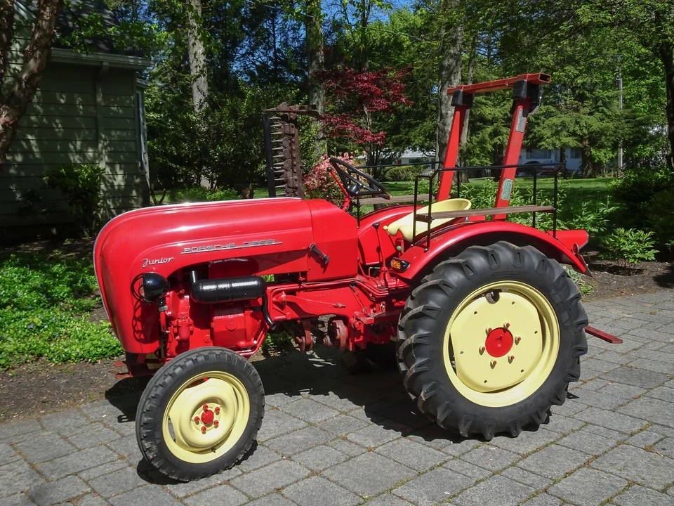 1962 Porsche Tractors - Image 4 of 6