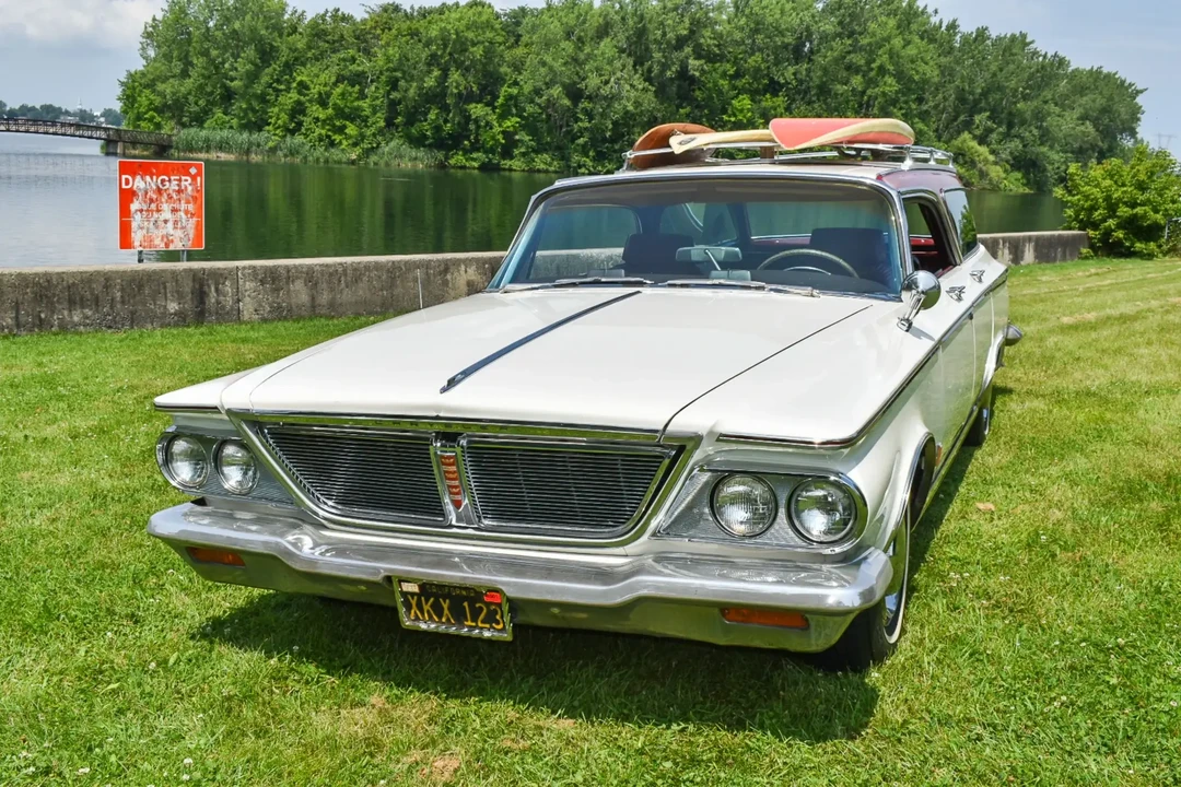 1964 Chrysler New Yorker - Image 4 of 6