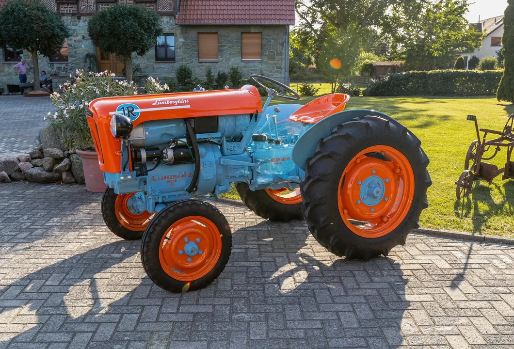 1965 Lamborghini Tractors - Image 6 of 6