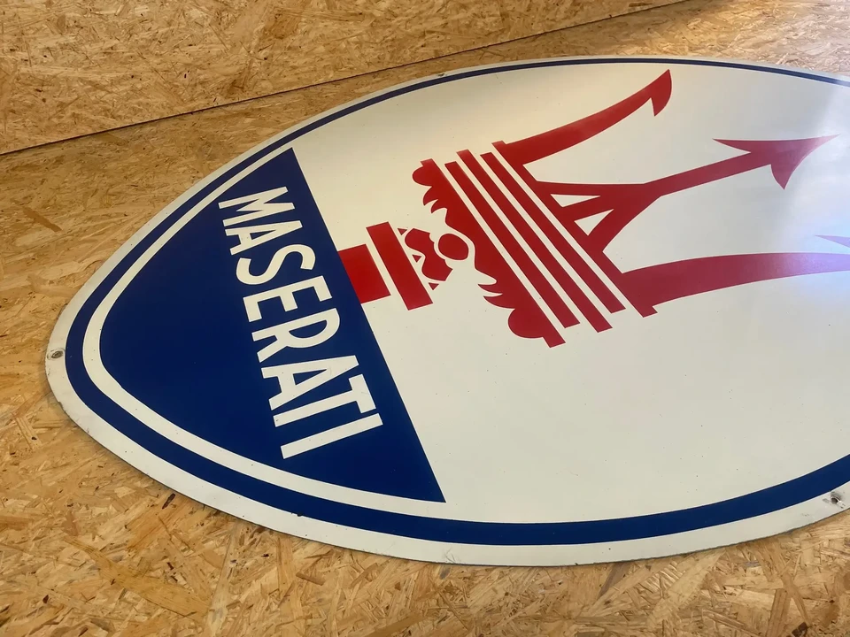 Maserati - Image 9 of 13