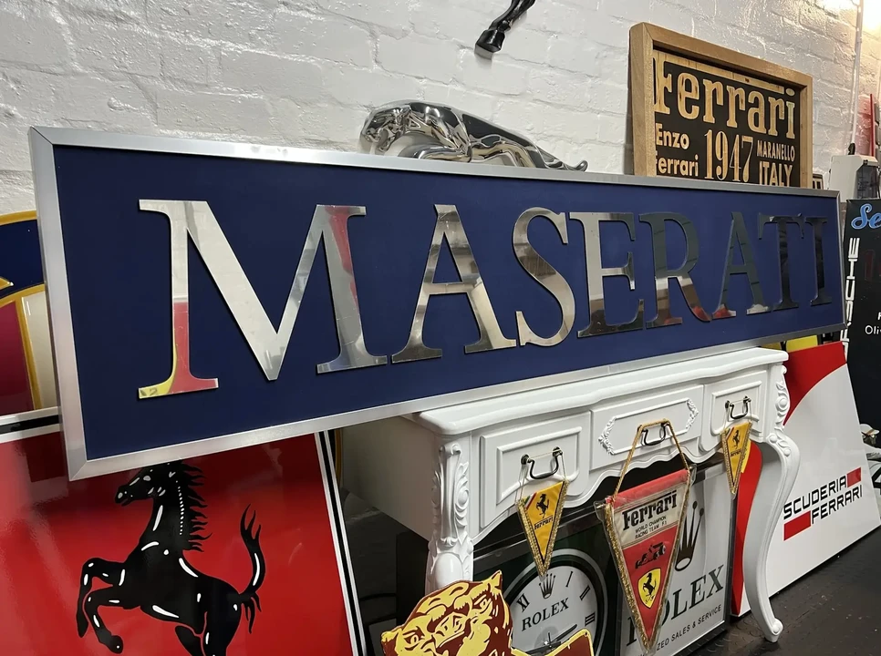 Maserati - Image 6 of 24