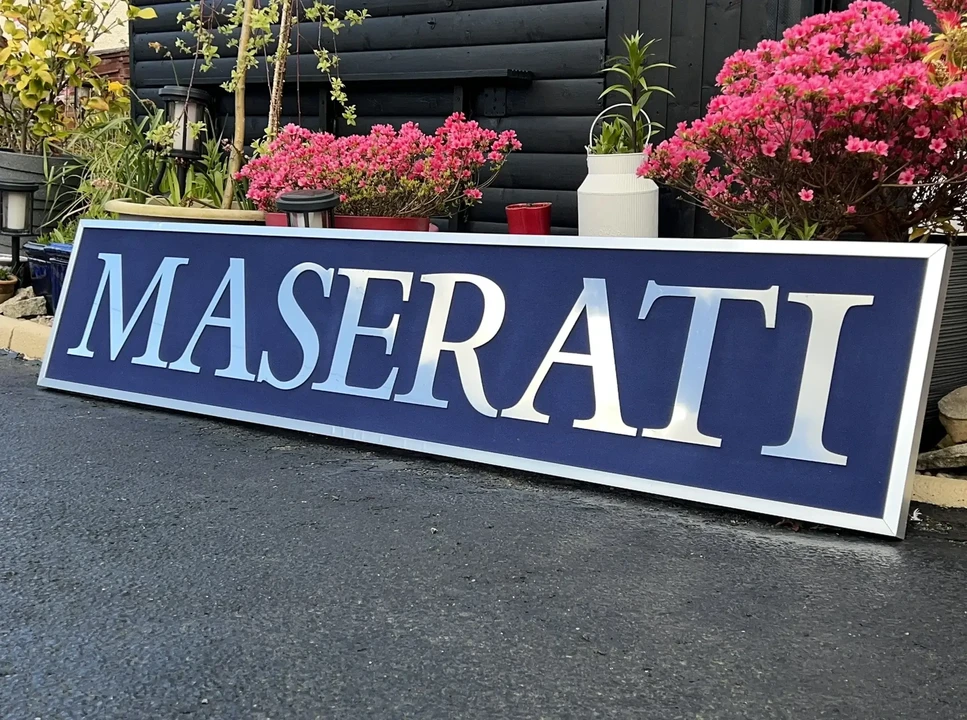 Maserati - Image 4 of 24