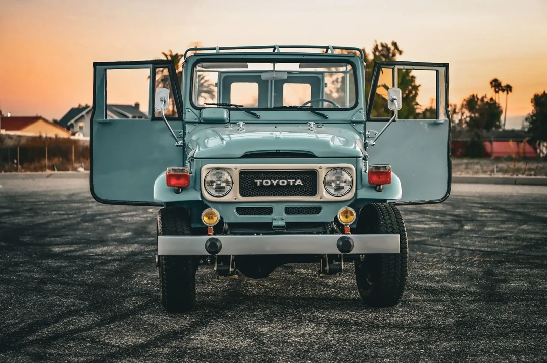 1982 Toyota J40 Land Cruiser - Image 2 of 6
