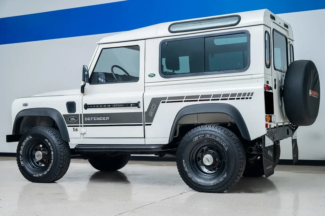 1989 Land Rover Defender 90 - Image 3 of 6