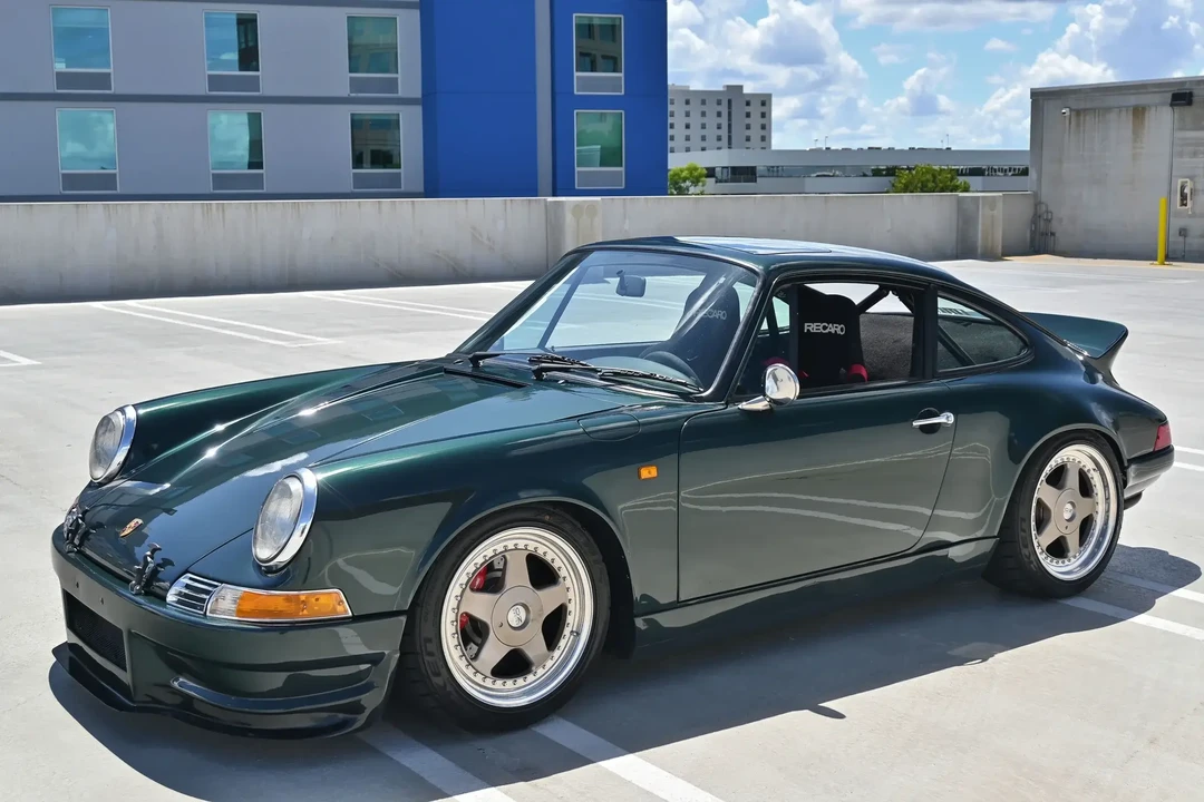 1990 Porsche 964 Carrera 4 - Image 5 of 6