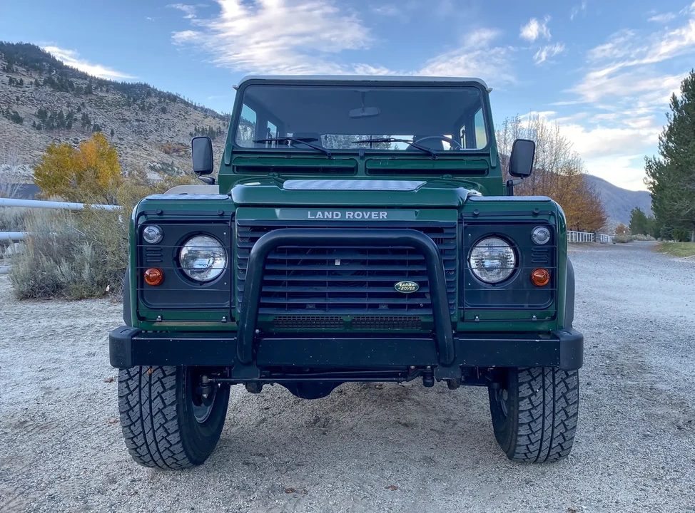 1994 Land Rover Defender 110 - Image 4 of 6