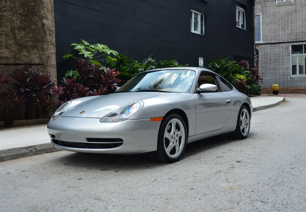 1999 Porsche 996 Carrera 4 - Image 2 of 6