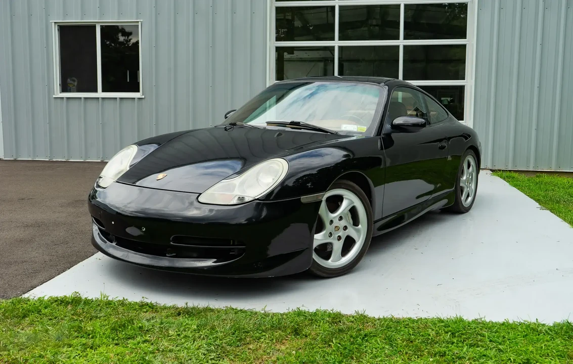 2000 Porsche 996 Carrera 4 - Image 2 of 6