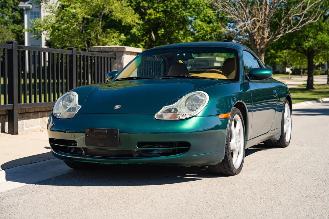 2001 Porsche 996 Carrera 4 - Image 4 of 6