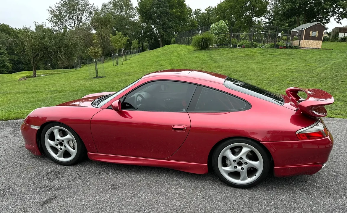 2001 Porsche 996 Carrera 4 - Image 4 of 6