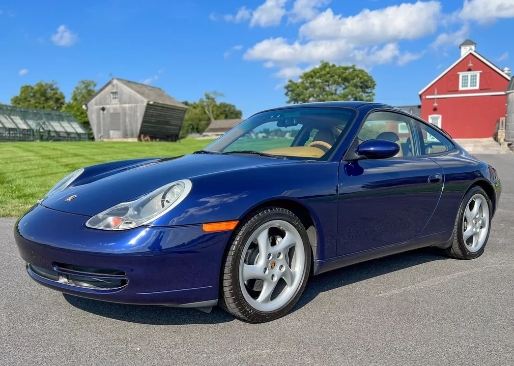 2001 Porsche 996 Carrera 4 - Image 2 of 6