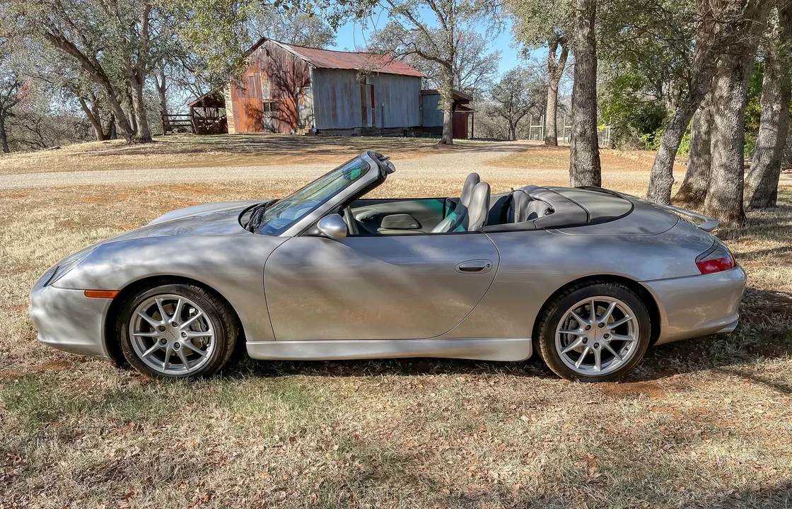 2003 Porsche 996 Carrera 4 - Image 5 of 6