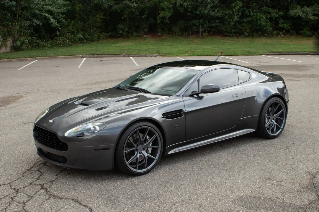 2006 Aston Martin V8 Vantage (2006-2017) - Image 3 of 6