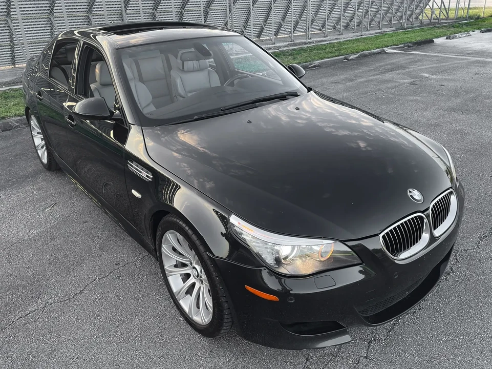 2010 BMW E60 M5 - Image 3 of 6