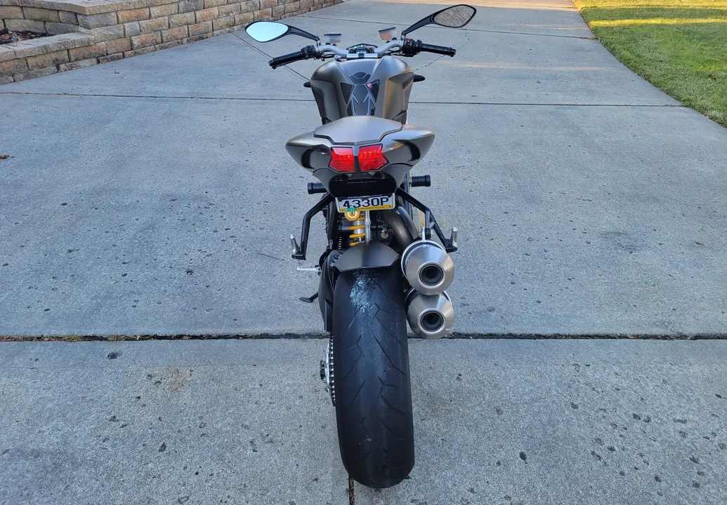 2011 Ducati Streetfighter - Image 6 of 6