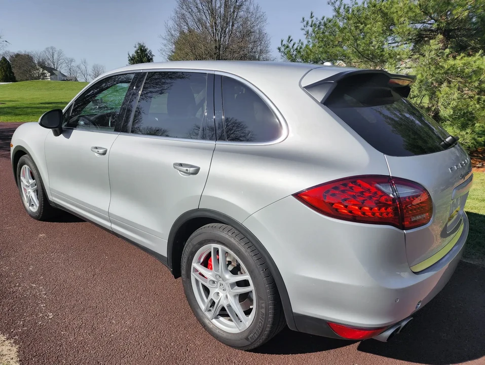 2011 Porsche 958 Cayenne Turbo - Image 6 of 6