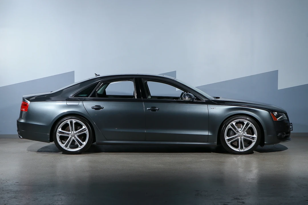 2013 Audi D4 S8 - Image 5 of 6