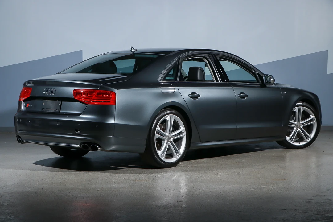 2013 Audi D4 S8 - Image 4 of 6