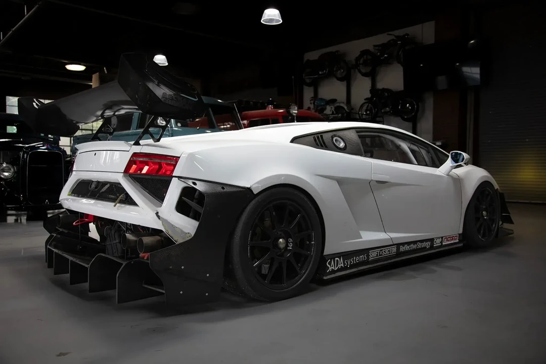 2013 Lamborghini Gallardo LP570-4 Super Trofeo Stradale - Image 5 of 5
