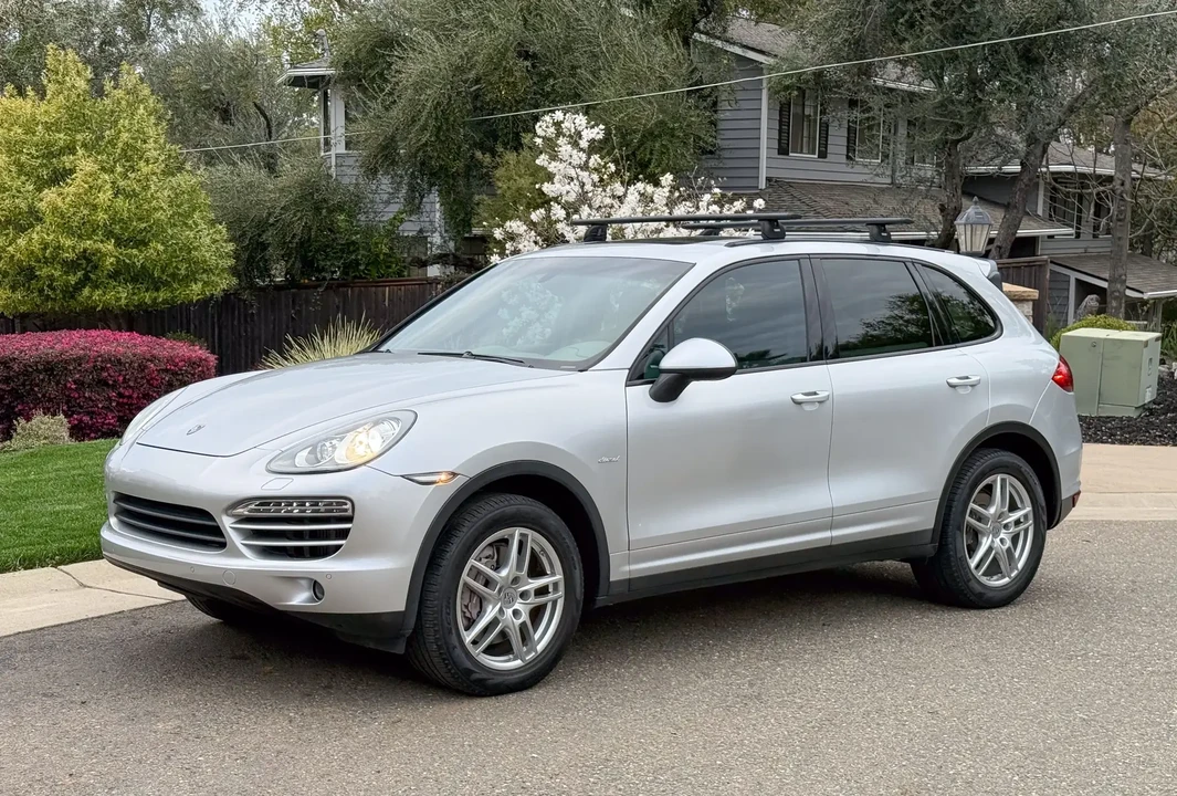 2014 Porsche 958 Cayenne Diesel - Image 3 of 6