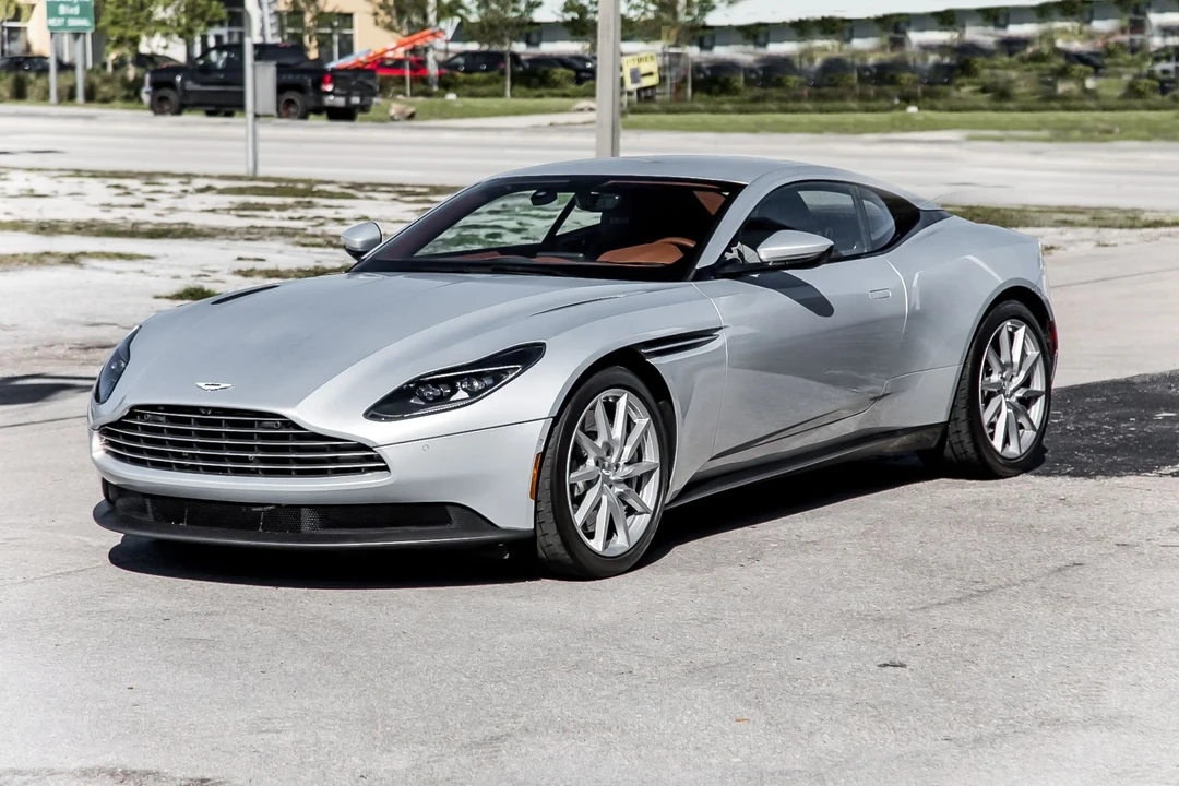 2018 Aston Martin DB11 V8 - Image 3 of 6