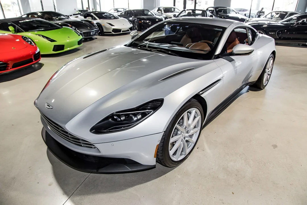 2018 Aston Martin DB11 V8 - Image 5 of 6