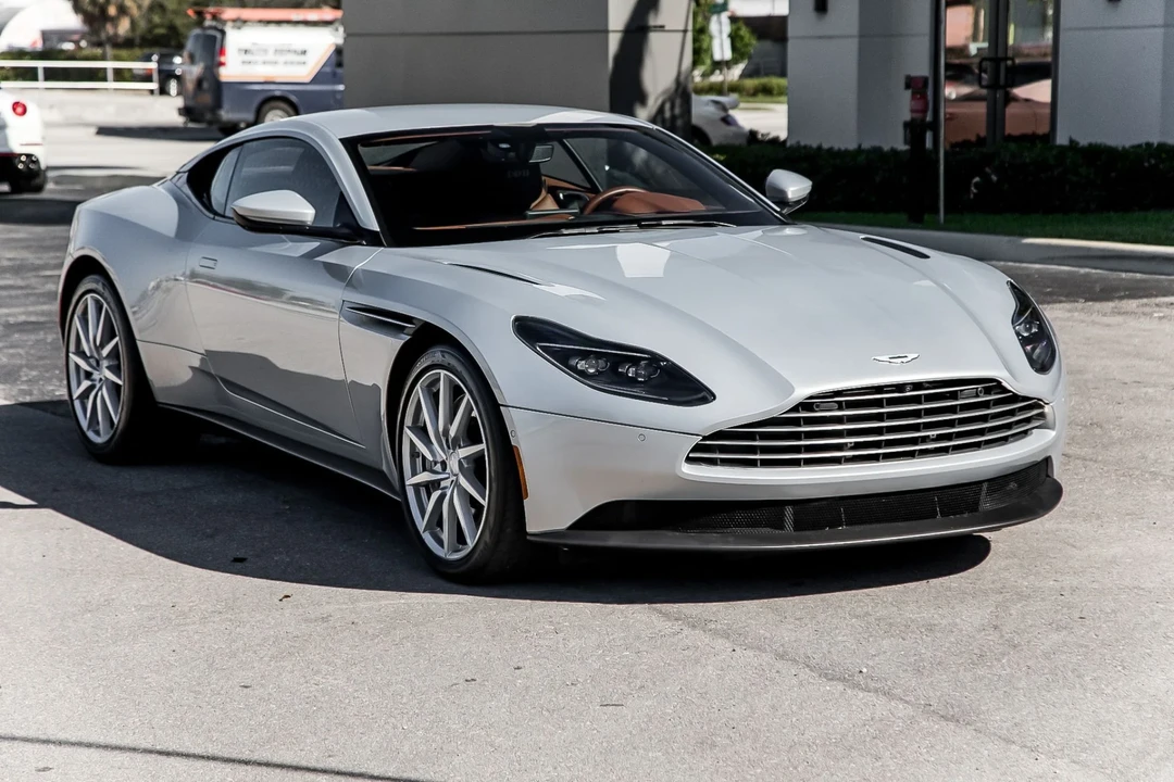 2018 Aston Martin DB11 V8 - Image 2 of 6