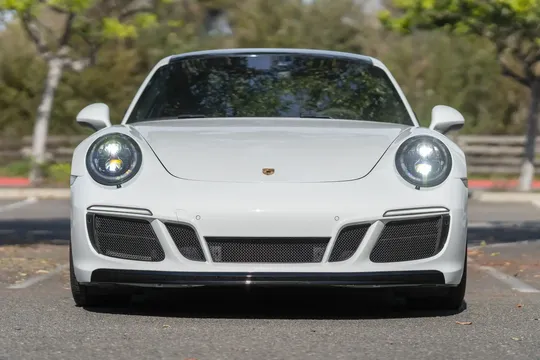 2018 Porsche 911 Carrera 4 GTS Coupe