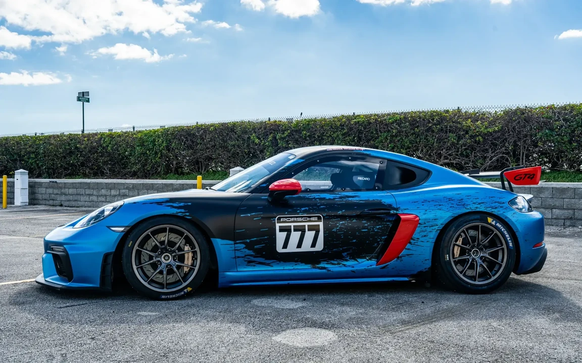 2020 Porsche 718 Cayman GT4 Clubsport - Image 2 of 6