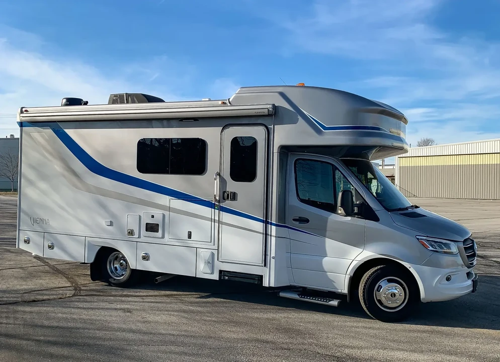 2021 Mercedes-Benz VS30 Sprinter - Image 3 of 6