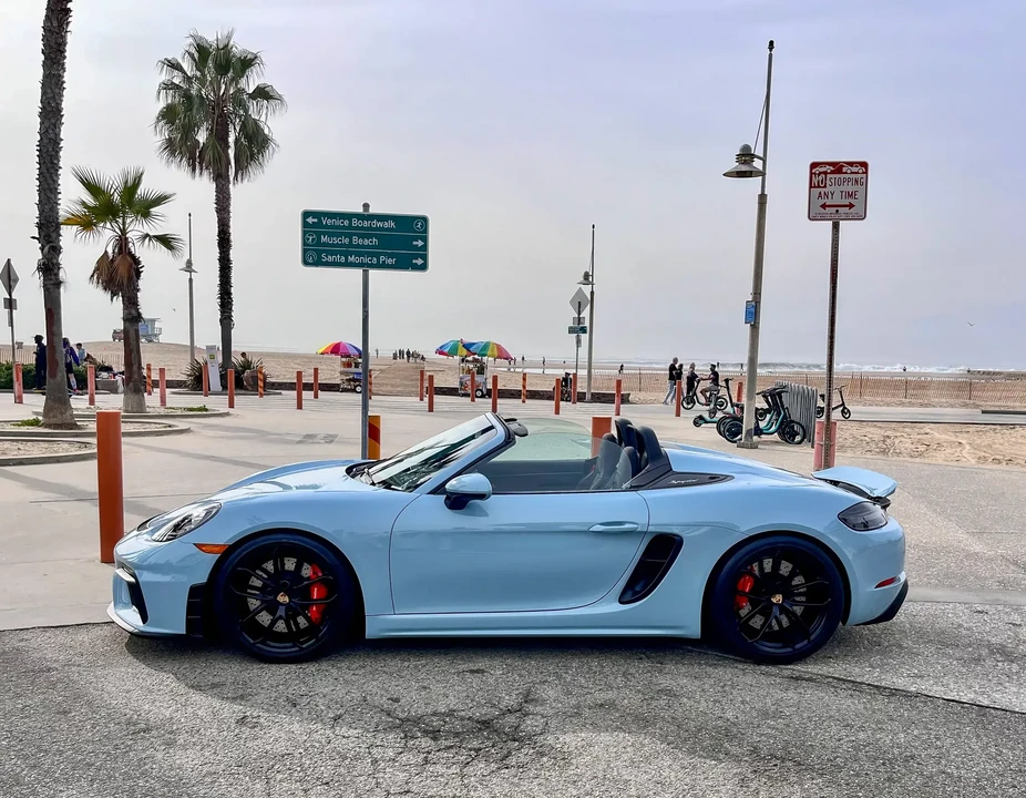 2023 Porsche 718 Boxster Spyder - Image 6 of 6