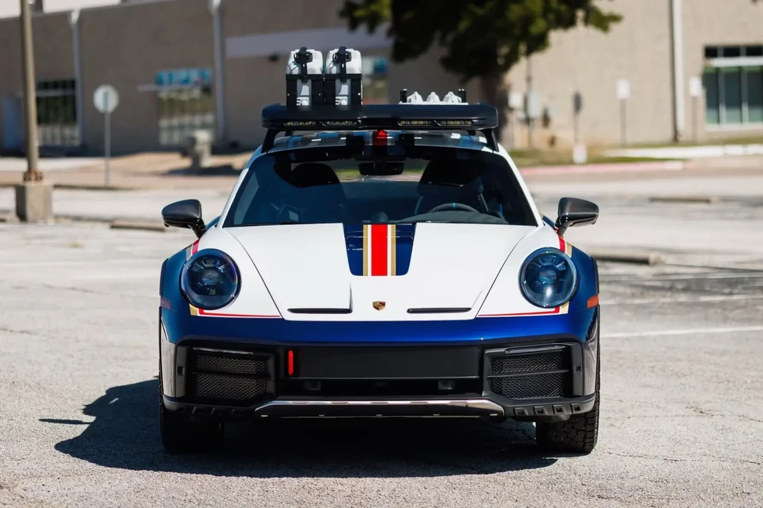 2024 Porsche 992 Dakar - Image 2 of 6
