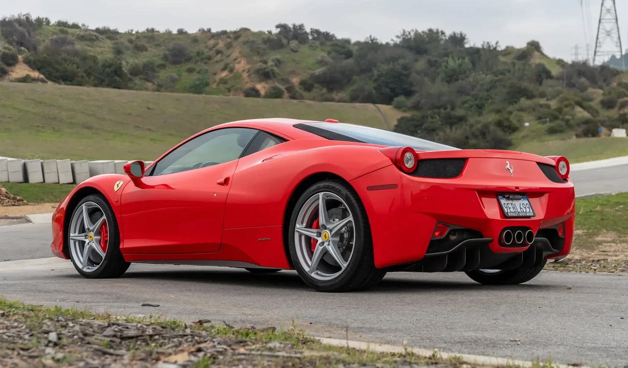 2011 Ferrari 458 Italia - Image 4 of 6