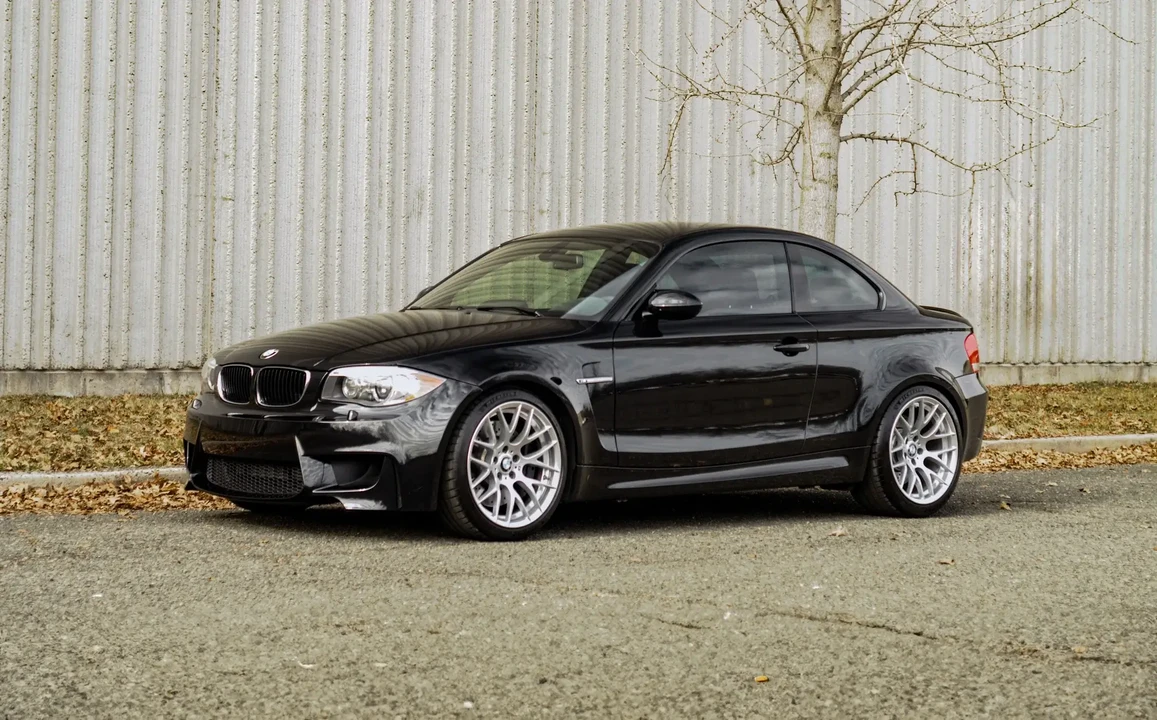 2011 BMW 1M - Image 2 of 6