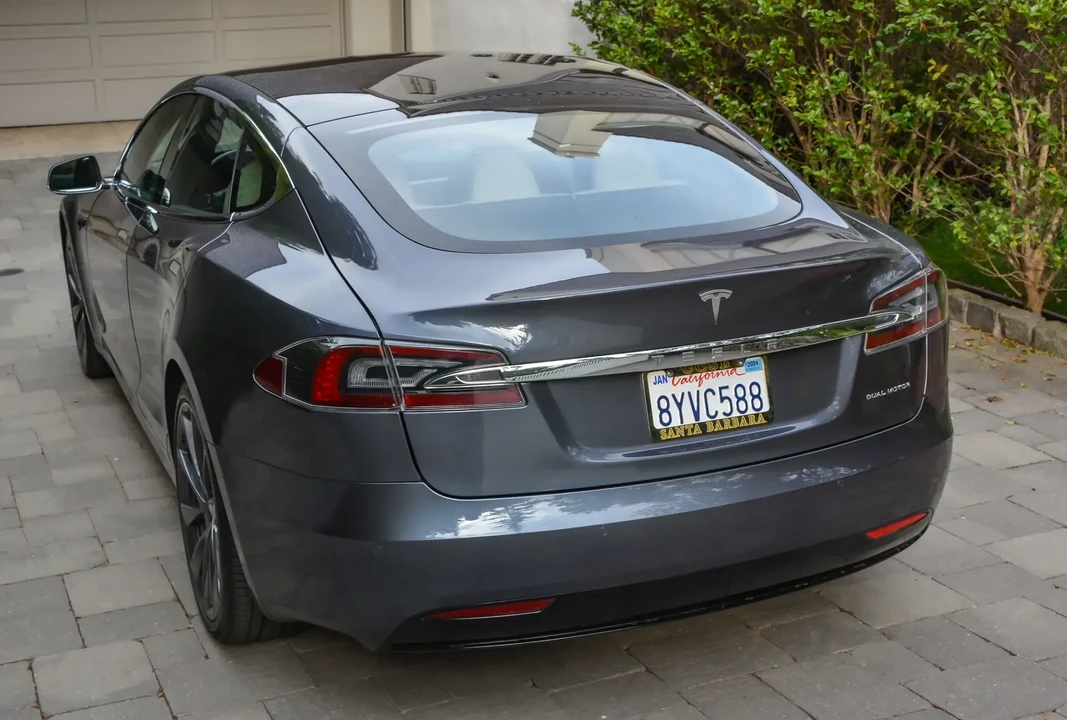 2021 Tesla Model S - Image 6 of 6