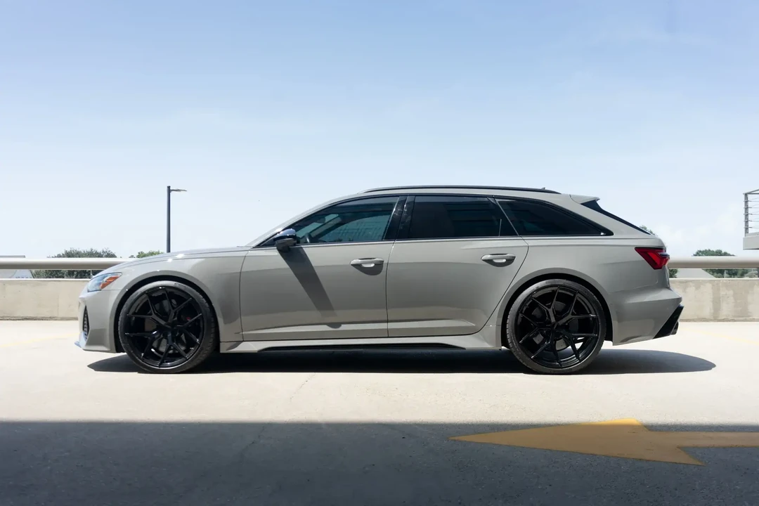 2021 Audi C8 RS6 - Image 6 of 6
