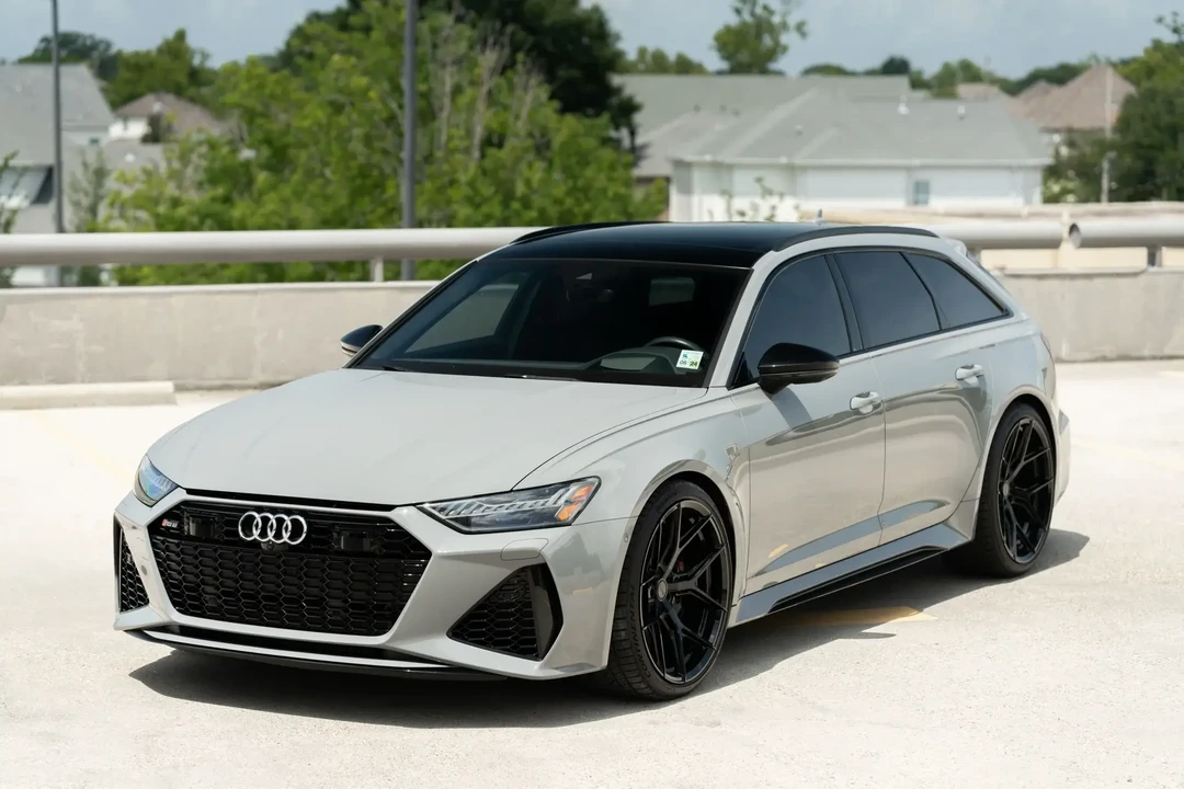 2021 Audi C8 RS6 - Image 2 of 6