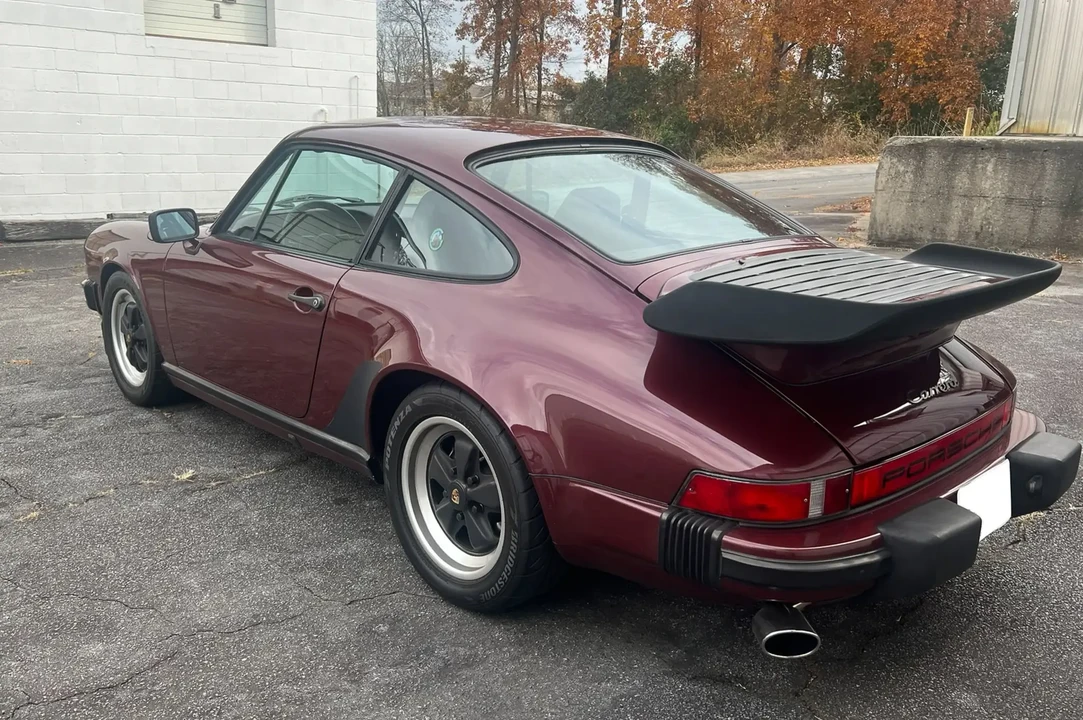 1984 Porsche 911 Carrera 3.2 - Image 5 of 6
