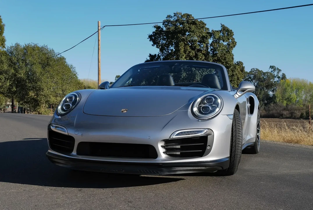 2016 Porsche 991 Turbo S - Image 5 of 6